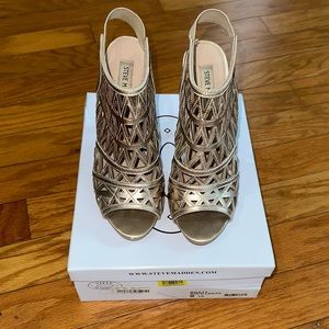 Steve Madden - Bratt - Gold Leath Sandal Heel